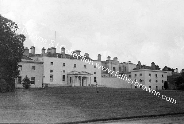 ARAS AN UACHTARAIN NORTH FRONT FROM PARK